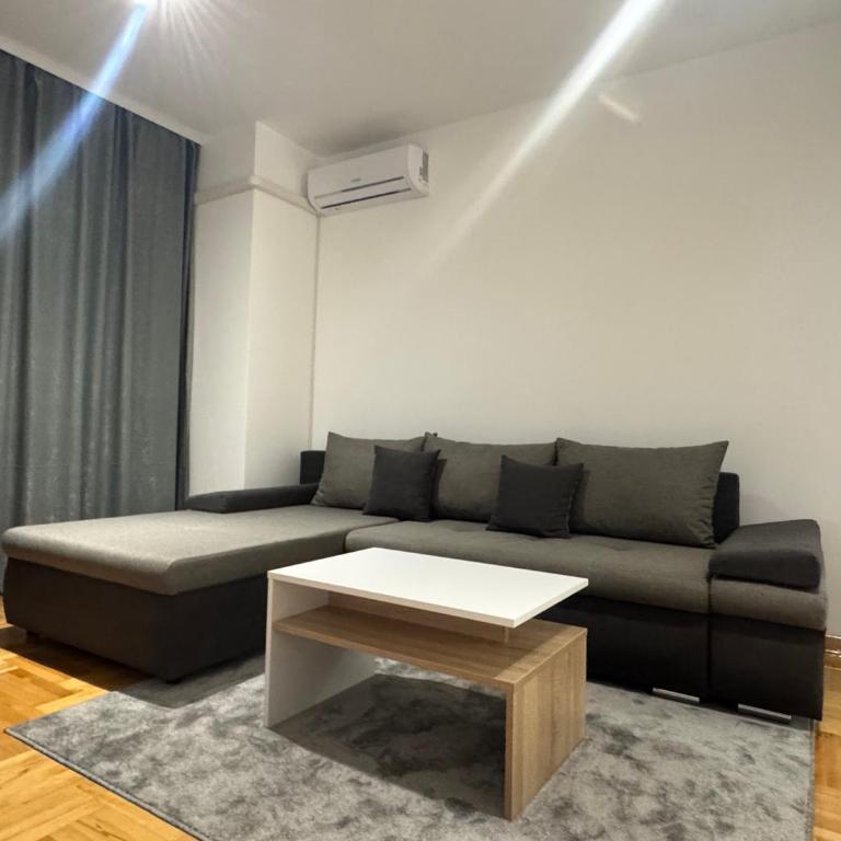 Bulevard Apartment Niš - One-Bedroom Apartment - 11