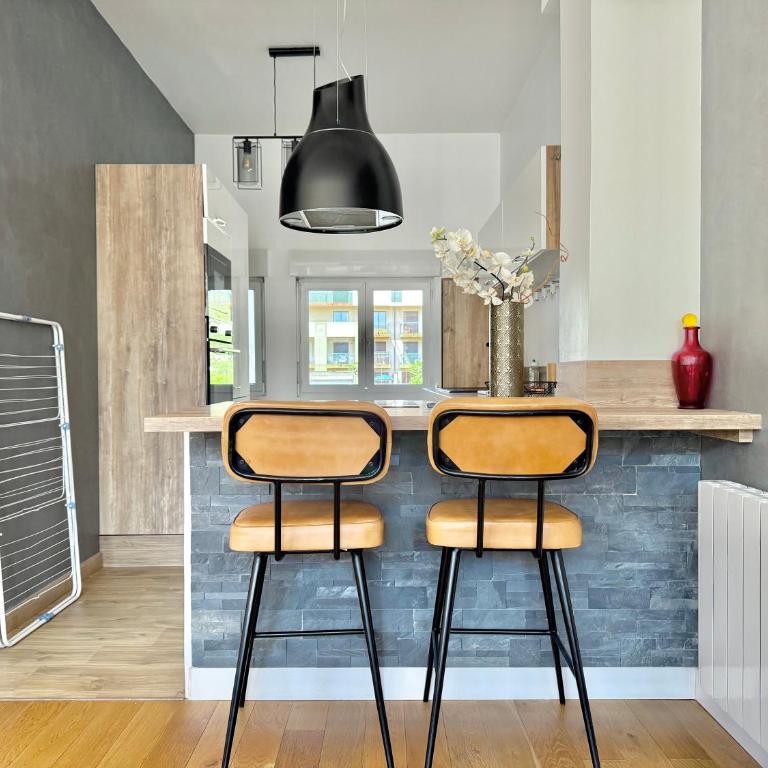 T2 Chaleureux - Parking - Proche centre-ville - Appartement 1 Chambre - 20