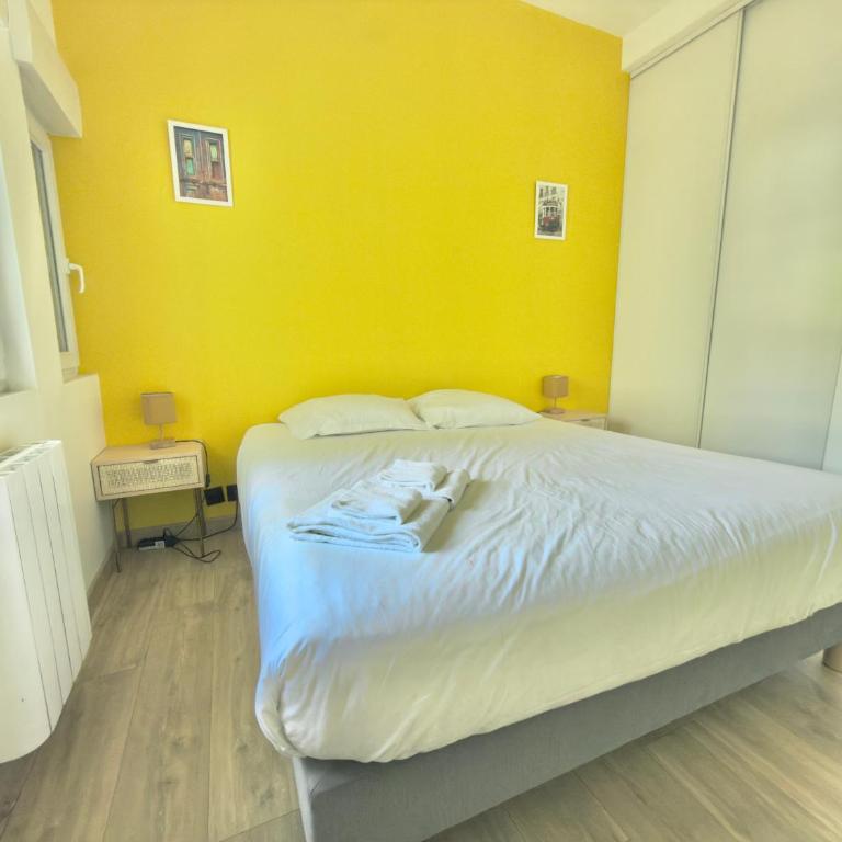 T2 Chaleureux - Parking - Proche centre-ville - Appartement 1 Chambre - 17
