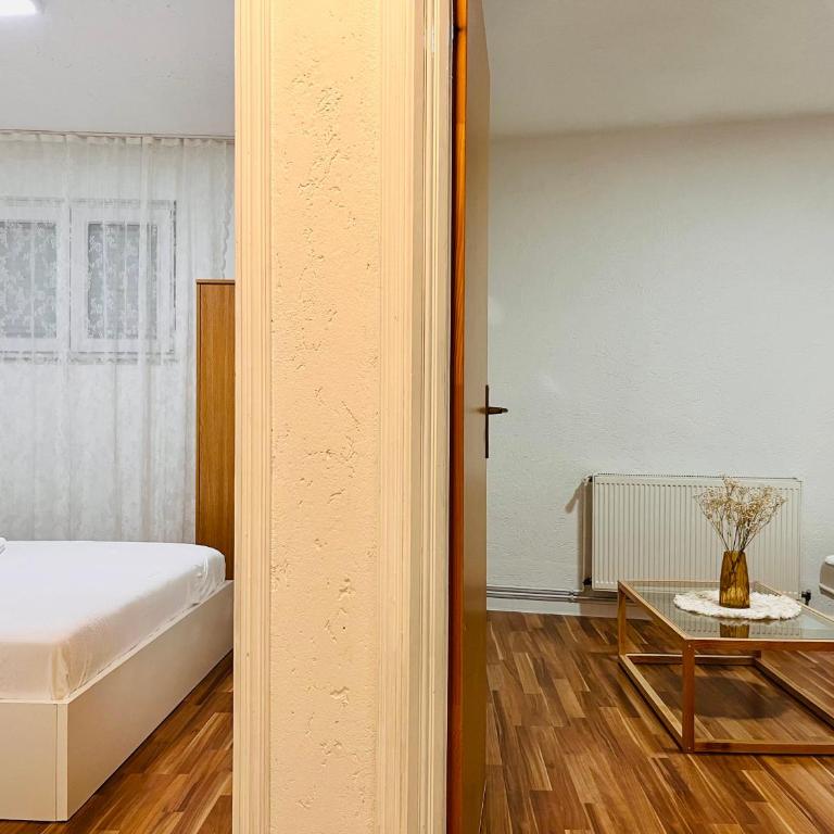 Zayed Residence - One-Bedroom Apartment - 10