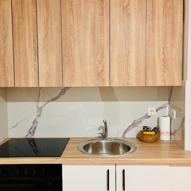 Zayed Residence - One-Bedroom Apartment - 7