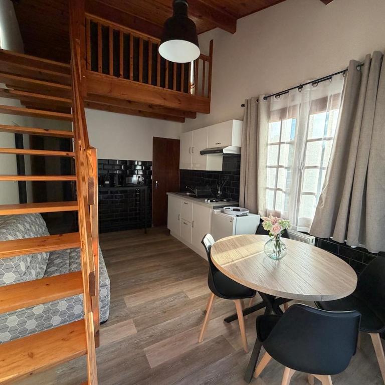 Le petit châtaignier , T2 cosy proche lac et océan - Two-Bedroom Apartment - 6