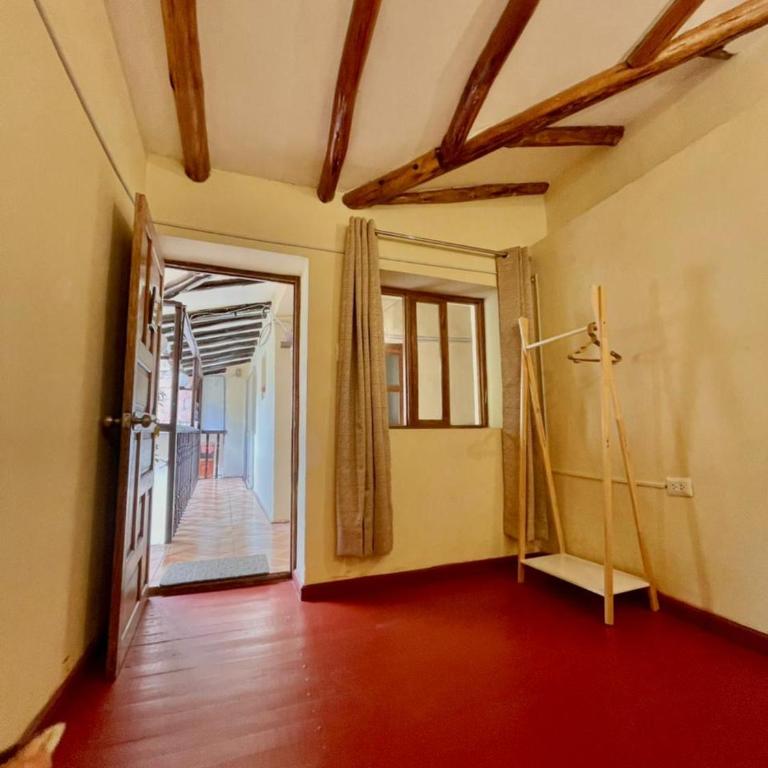 Casa Paqocha Garden - Ollantaytambo - Hot Water - Wifi - Cocina Compartida - Double Room with Shared Bathroom - 5