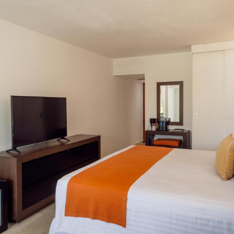 Flamingo Cancun All Inclusive - Standard Room - 3