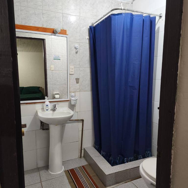 Hostal Fernanda - Family Room - 13
