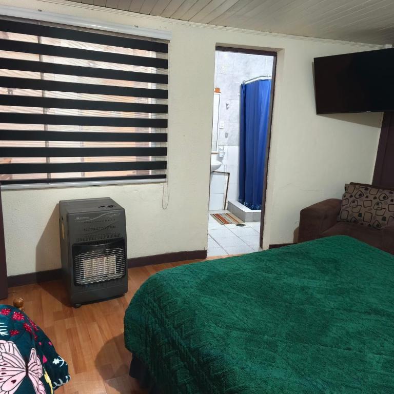 Hostal Fernanda - Family Room - 12