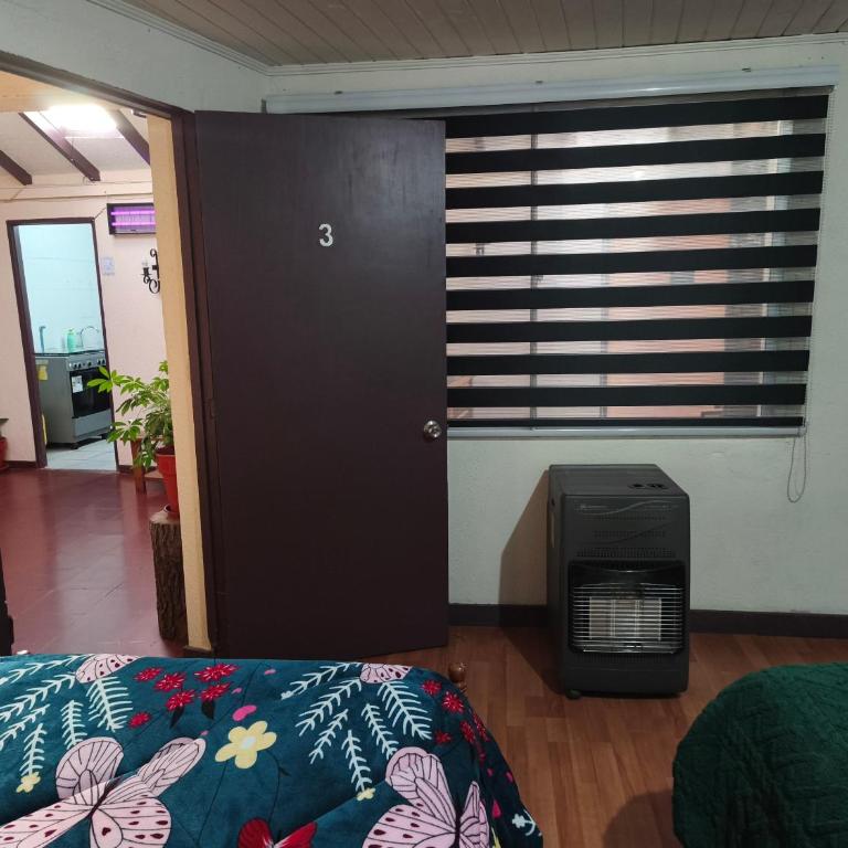Hostal Fernanda - Family Room - 11
