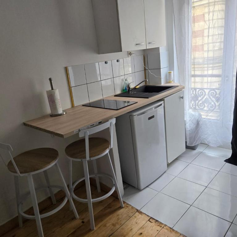 La Folie Urban Studio République Marais Canal St Martin - Appartement - 2