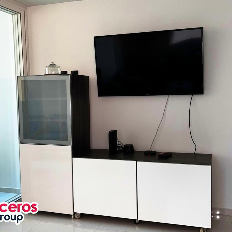 Apartahotel el Laguito Por Parceros Group - Three-Bedroom Standard Apartment - 10