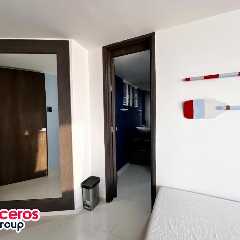 Apartahotel el Laguito Por Parceros Group - Three-Bedroom Standard Apartment - 21