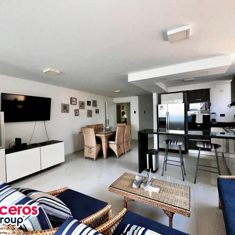Apartahotel el Laguito Por Parceros Group - Three-Bedroom Standard Apartment - 23