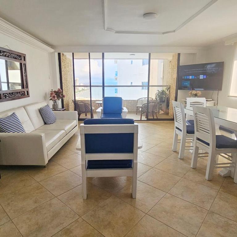 Apartahotel el Laguito Por Parceros Group - Three-Bedroom Standard Apartment - 7
