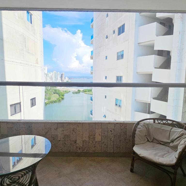 Apartahotel el Laguito Por Parceros Group - Three-Bedroom Standard Apartment - 16
