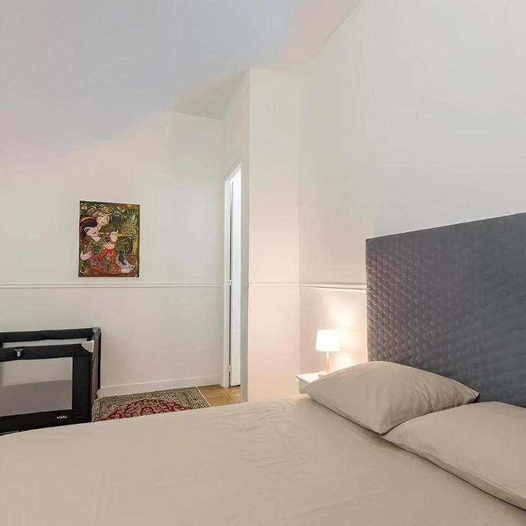 Elegant Apartment - Eiffel Tower - Appartement 2 Chambres avec Balcon - 13