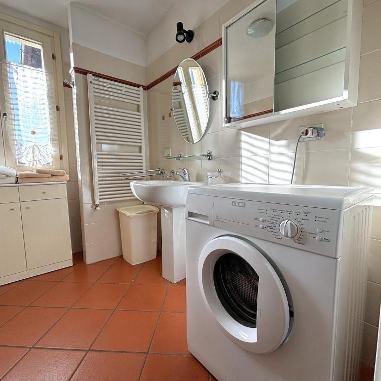 Lakeview Apartment in Luino for 4 - Apartamento de 1 dormitorio - 16
