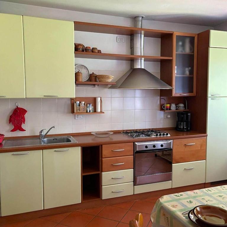 Lakeview Apartment in Luino for 4 - Apartamento de 1 dormitorio - 3