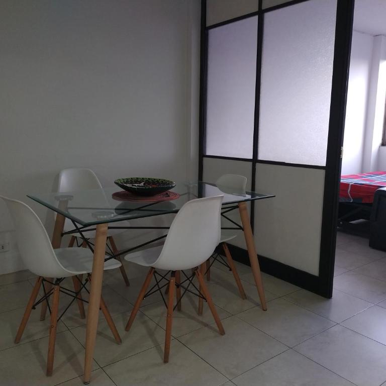 Disfruta La Comodidad En Una Excelente Ubicación - Apartamento de 2 dormitorios - 5