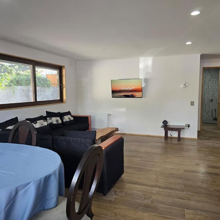 Palguin Pad 3 Best Location - Three-Bedroom Apartment - 1