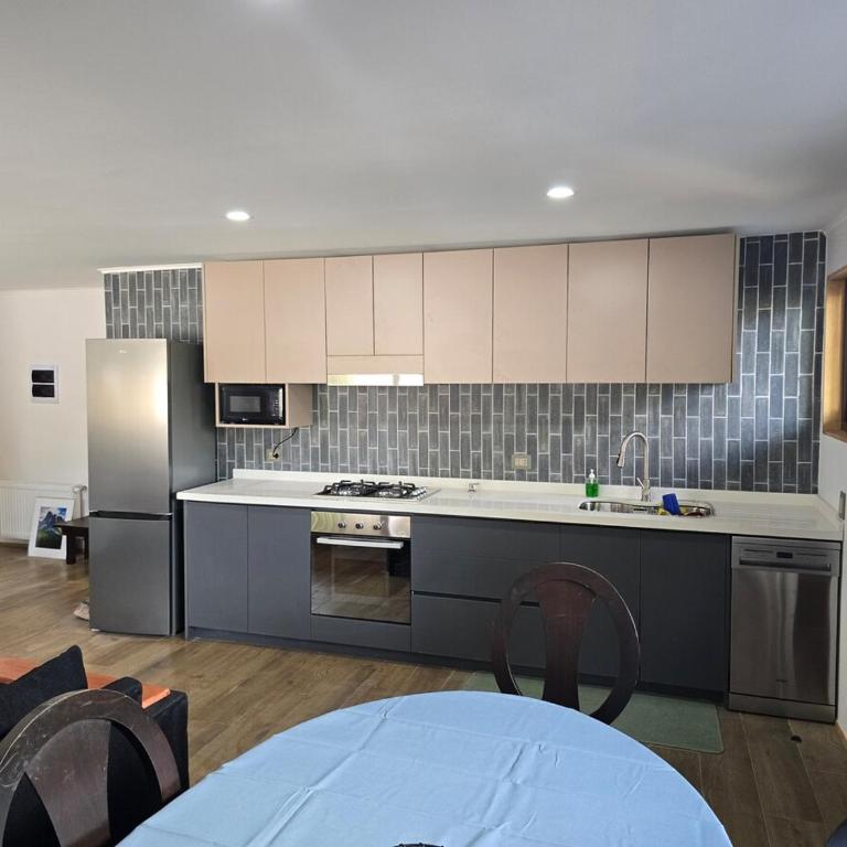 Palguin Pad 3 Best Location - Three-Bedroom Apartment - 13