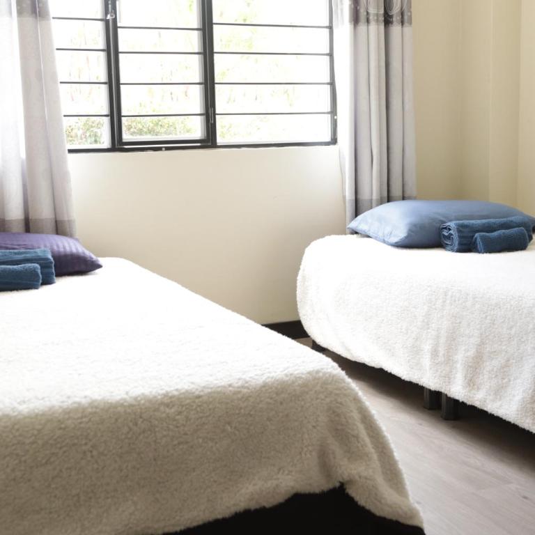 Casa Campestre Moderna Grande Parking Incluido - Three-Bedroom House - 7