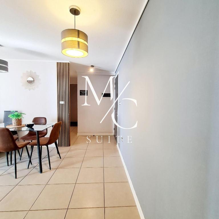 Disponibles Deptos Central, Uribe 305, Mall Plaza 1, 2 y 3 dormitorios. Parking, Wifi y Factura - Two-Bedroom Apartment with Terrace - 22