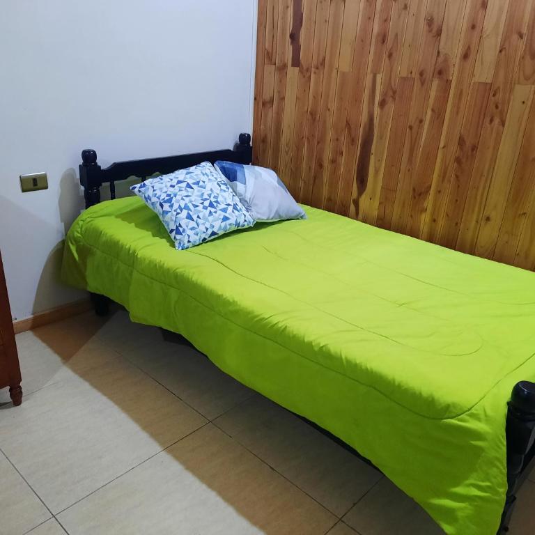 Cabaña en Coñaripe camino a Pellaifa - Three-Bedroom House - 10