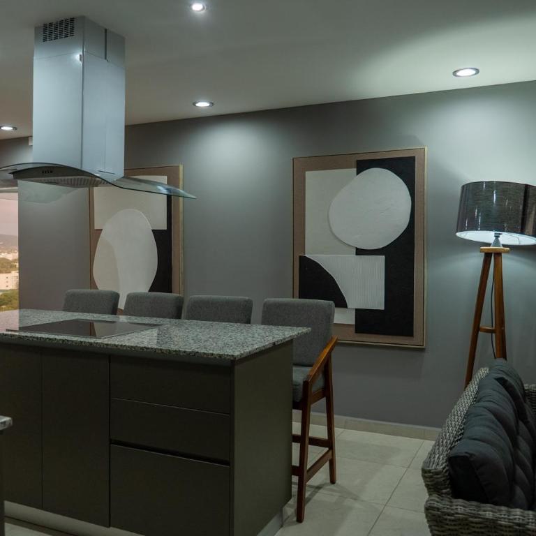 Lux Grey Spot - Two-Bedroom Apartment - 1