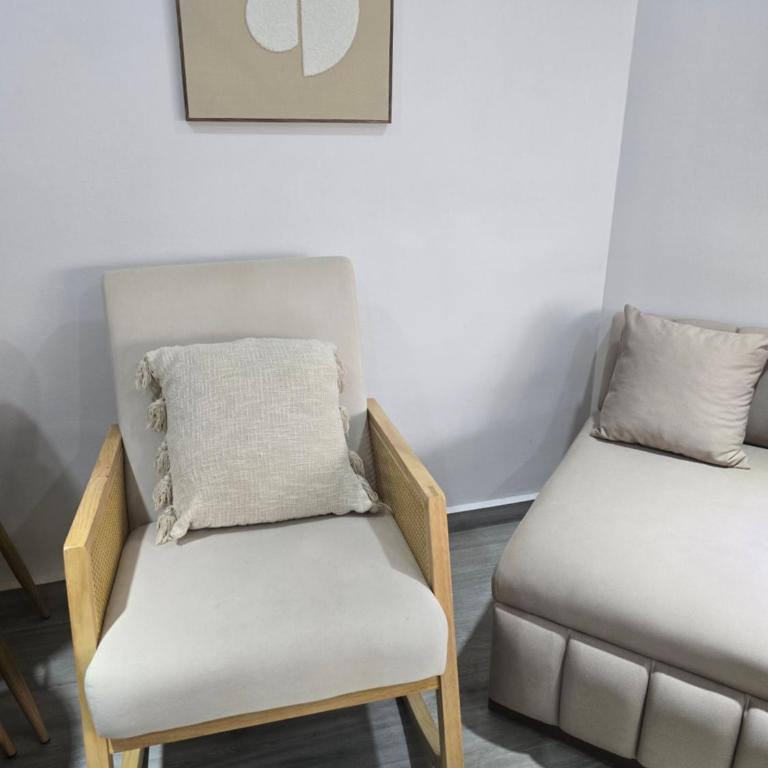 Salou Centre, C Bilbao 100 m beach, sleeps 4 - One-Bedroom Apartment - 13