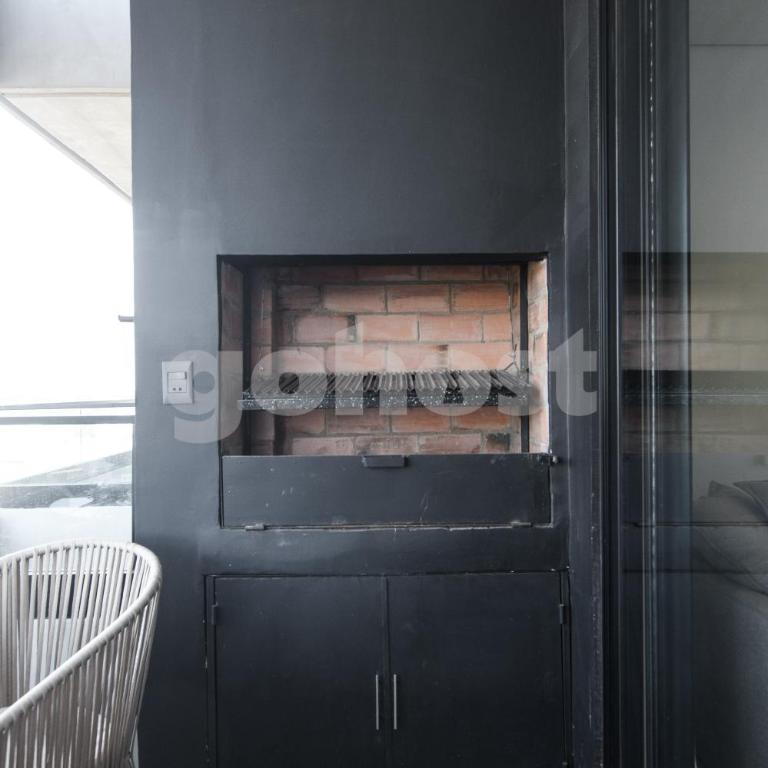 Modern 1-Bedroom Apartment in Prime Location - Apartment - 11
