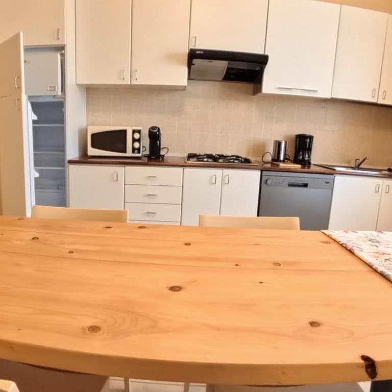 Villa Arianna Lake View Apartments with Pool - Ground Floor Apartment with Lake View - 24