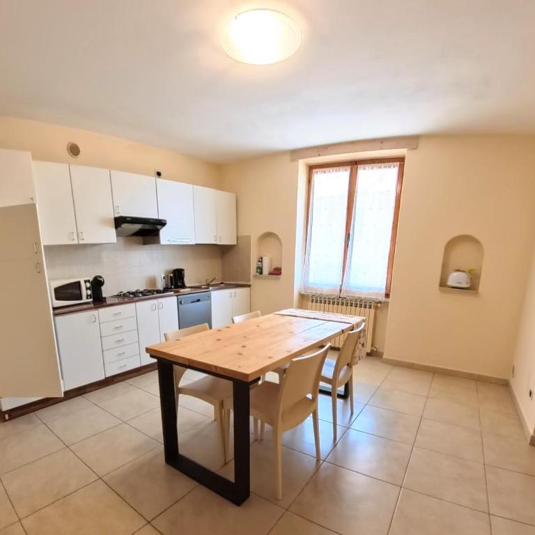 Villa Arianna Lake View Apartments with Pool - Ground Floor Apartment with Lake View - 25
