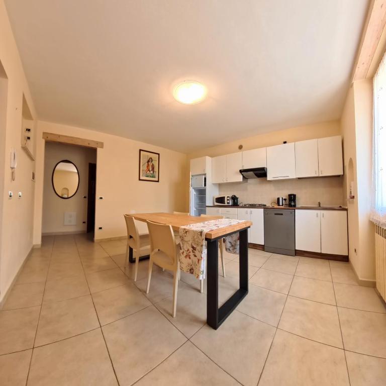 Villa Arianna Lake View Apartments with Pool - Ground Floor Apartment with Lake View - 29