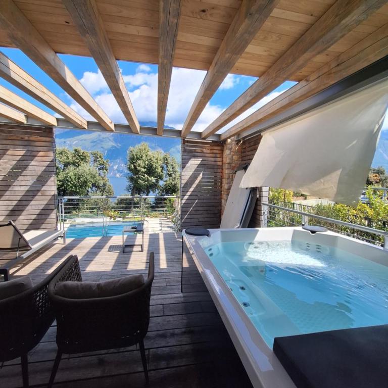 Sibenbras Natural Aparthotel - Appartamento Deluxe con Vasca Idromassaggio e Vista Lago - 2