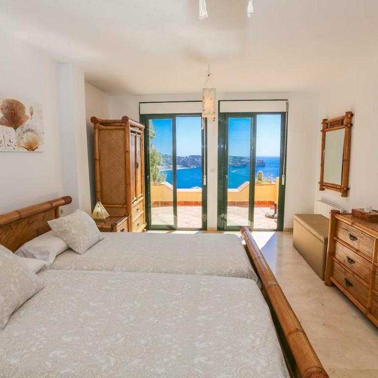 Villa Tropical Awesome Bay Sea Views & Pool - Villa with Sea View - 6