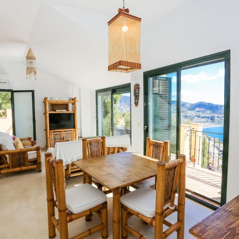 Villa Tropical Awesome Bay Sea Views & Pool - Villa with Sea View - 28