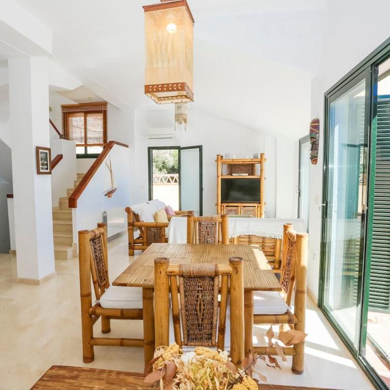 Villa Tropical Awesome Bay Sea Views & Pool - Villa with Sea View - 37