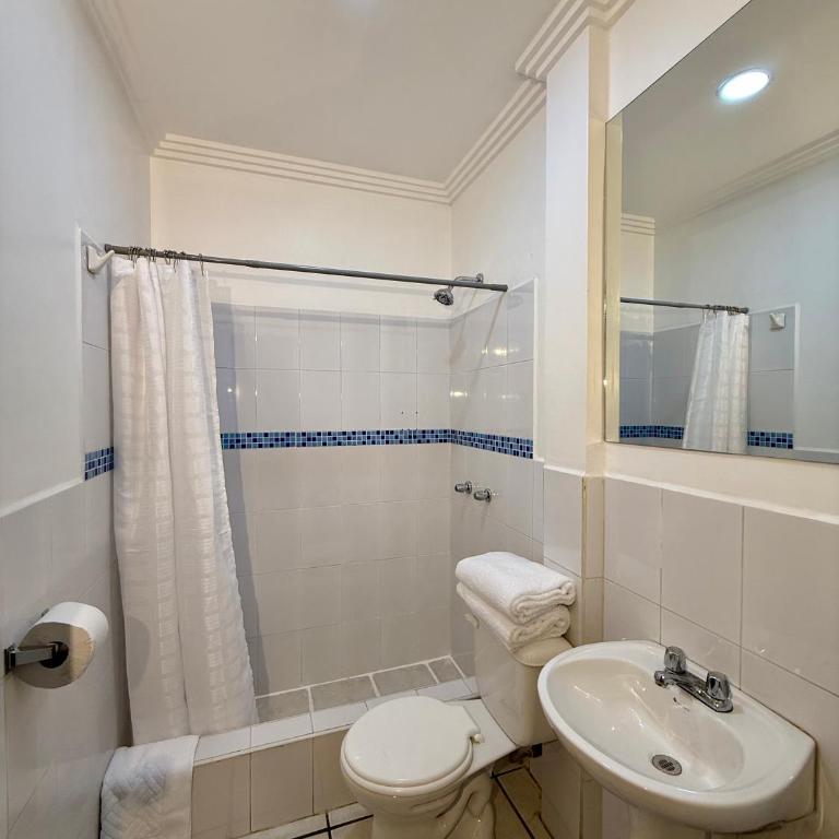 Hotel NASS del Sur - Standard Triple Room - 4