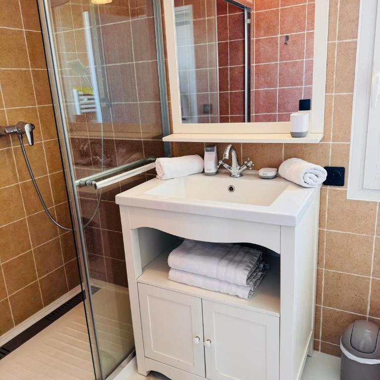 Penthouse - Jacuzzi - Terrace - Parking - 2 pools - Apartment mit 2 Schlafzimmern - 27