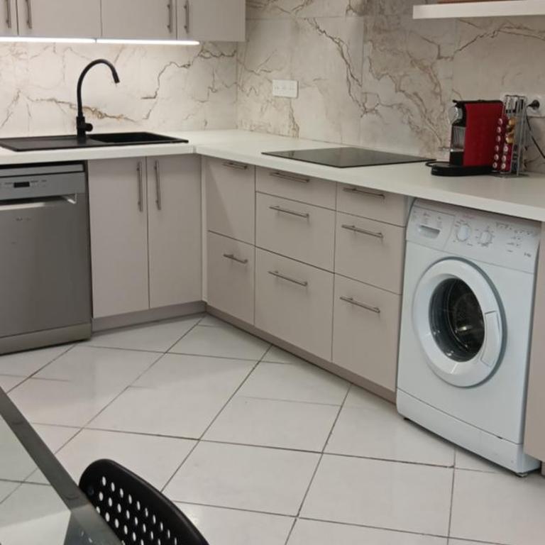 petite maison confortable pour 4 à 5 personnes - Maison 2 Chambres - 12