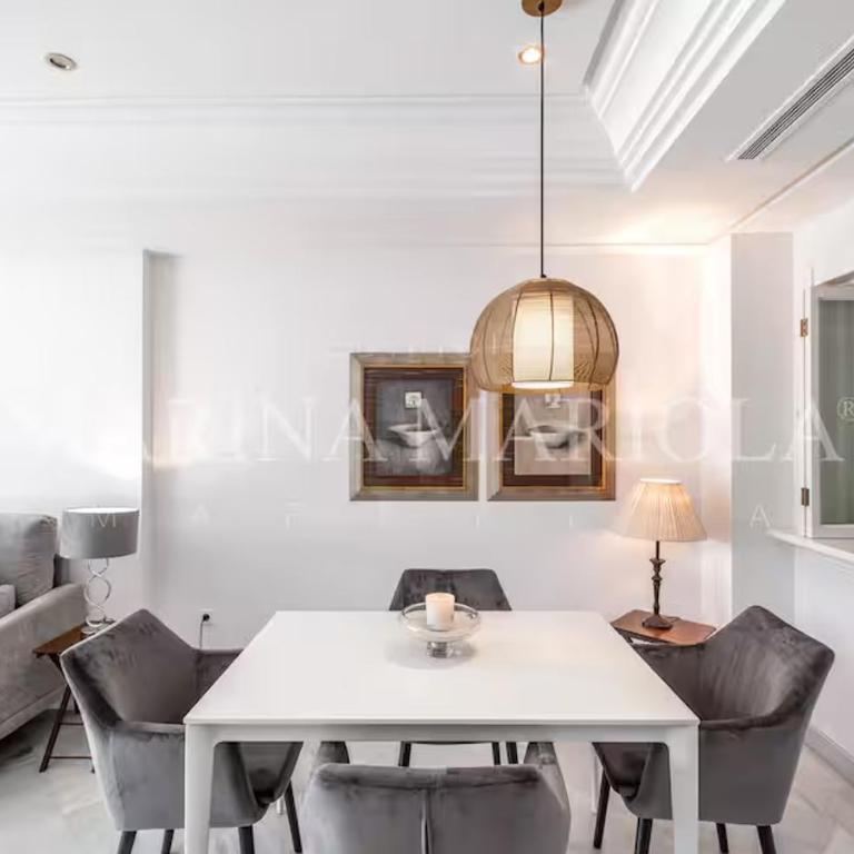 Marina Mariola Marbella - Apartamento de 2 dormitorios con vistas al jardín - 20
