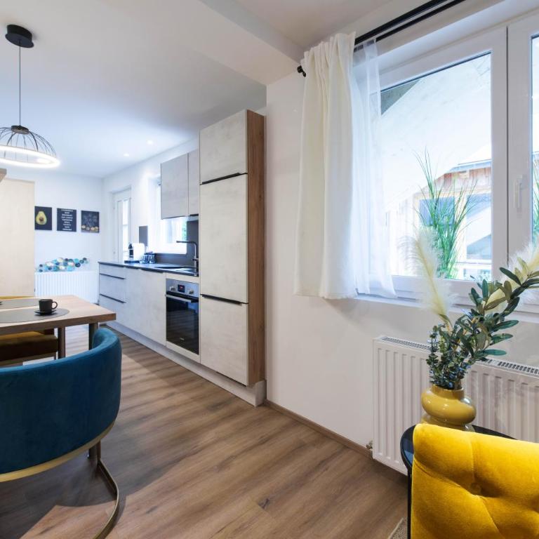 CHICLIVING Appartements - Studio - 6