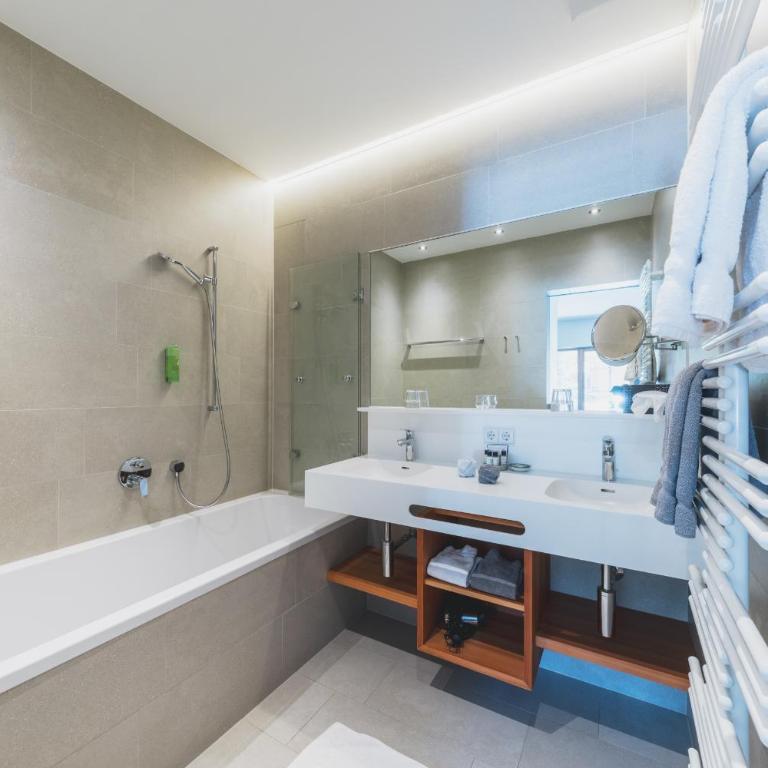 Mats Lech Alpenquartier - Doppelzimmer mit Balkon - 5