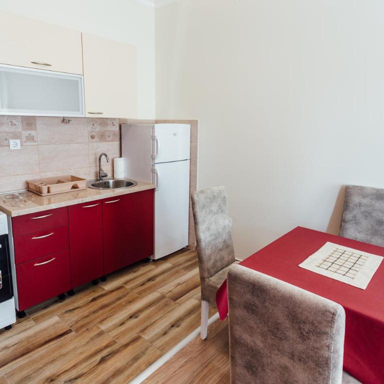 Apartments Anastasija - One-Bedroom Apartment with Sea View - 4