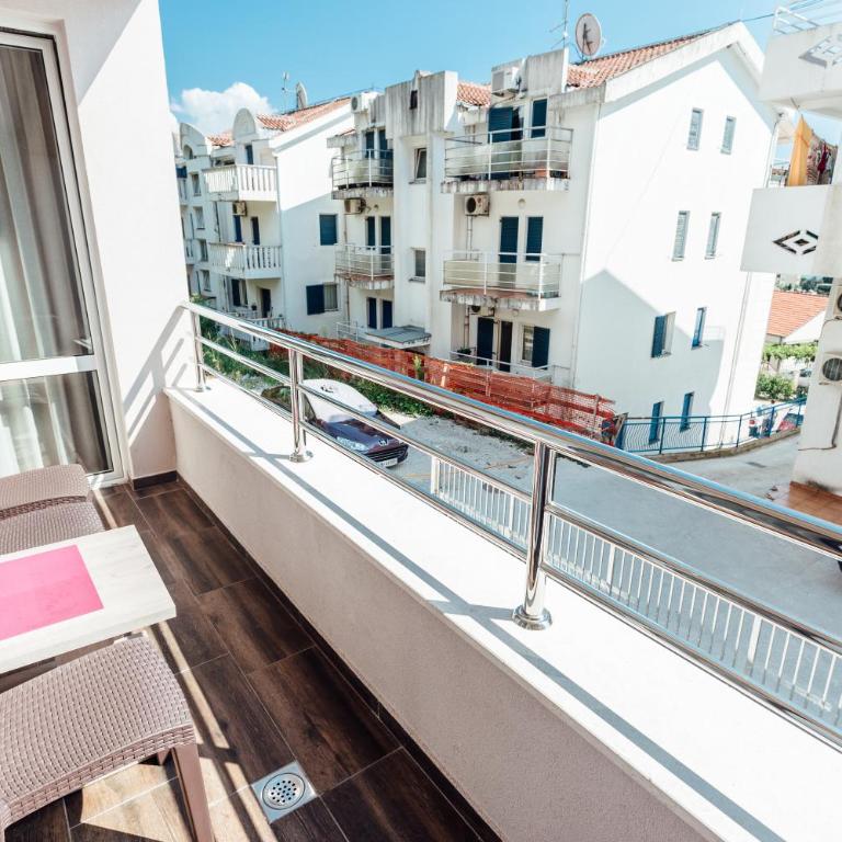 Apartments Anastasija - One-Bedroom Apartment with Sea View - 6