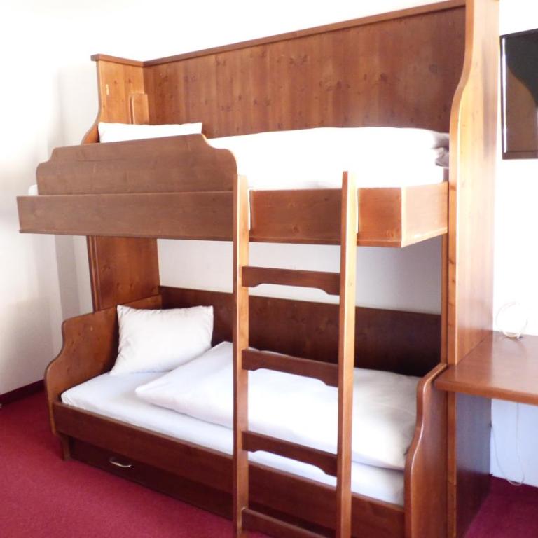 Hotel Dorfgasthof Schlösslstube - Standard Familienzimmer - 9