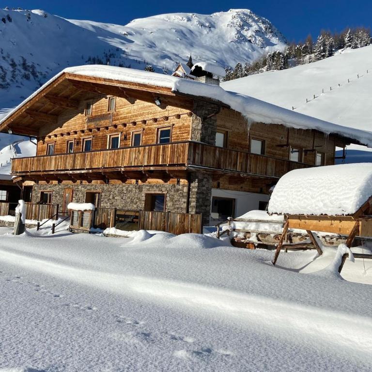 Unique alpine pasture in the Zillertal mountains - Ferienhaus mit 4 Zimmern - 31