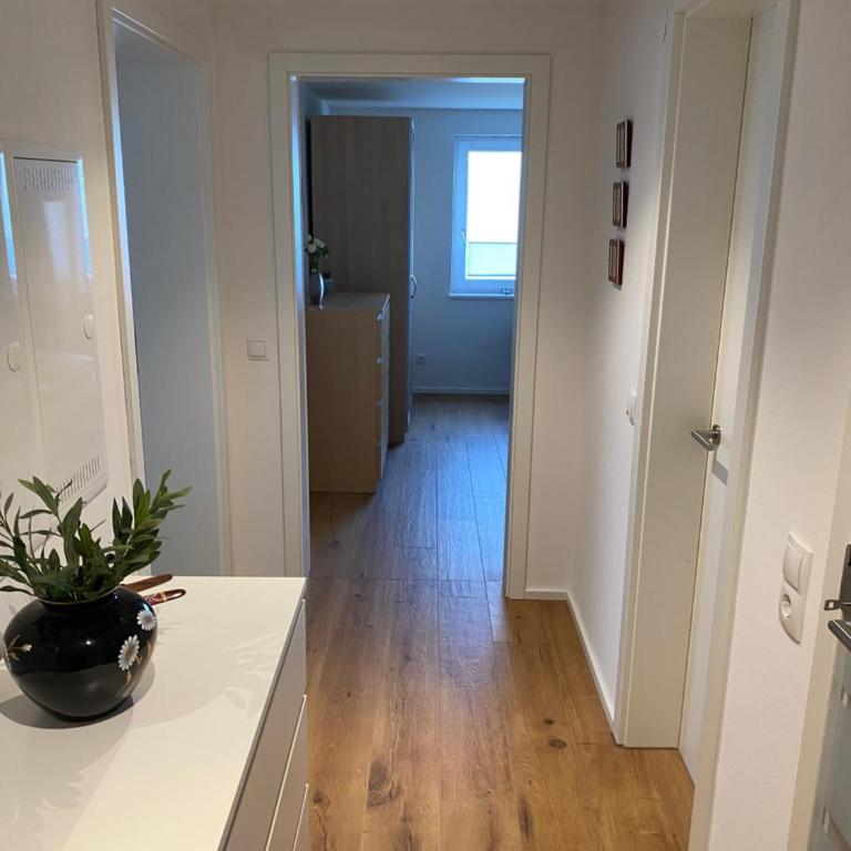 Panorama Bachtelweg - Apartment mit Dusche - 12