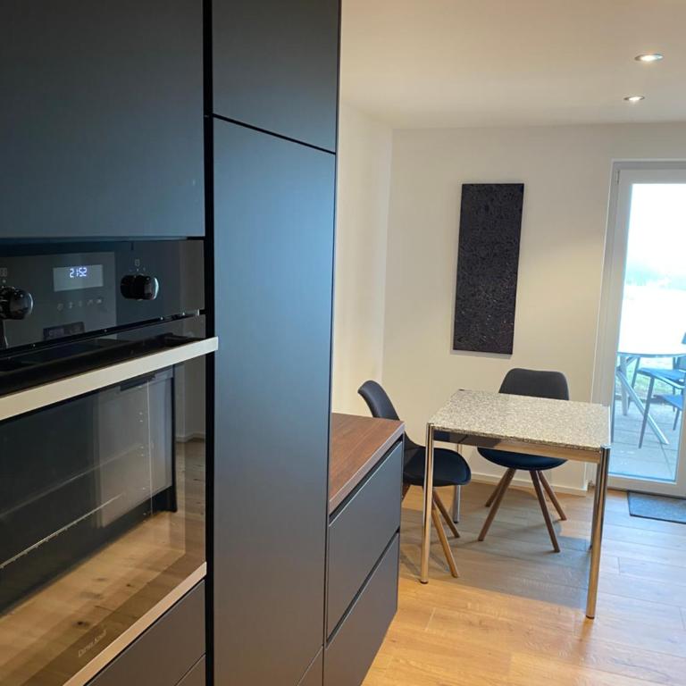 Panorama Bachtelweg - Apartment mit Dusche - 7