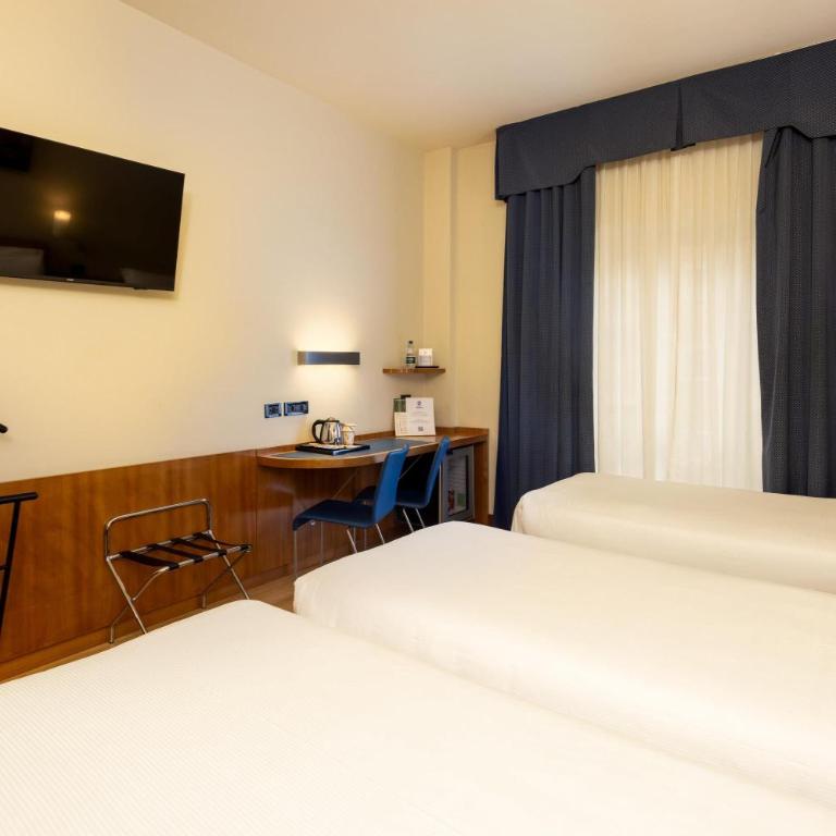 Best Western Hotel Luxor - Classic Triple Room - 2
