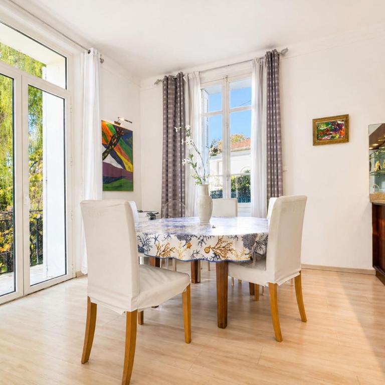Jolie villa 5-pièces avec piscine et jardin - Maison de Vacances - 12